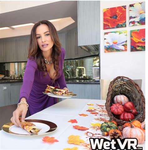 lisa ann thanksgiving